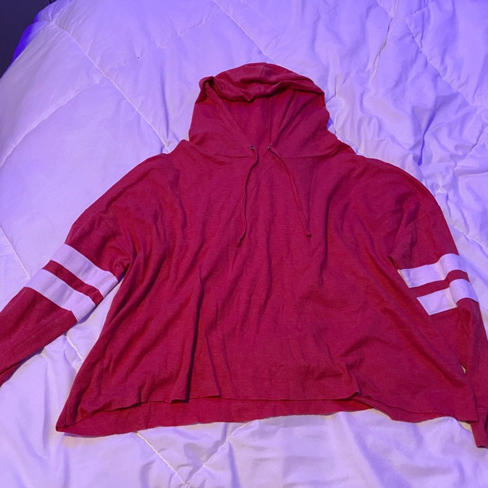 Cropped pull over. So brand size XL